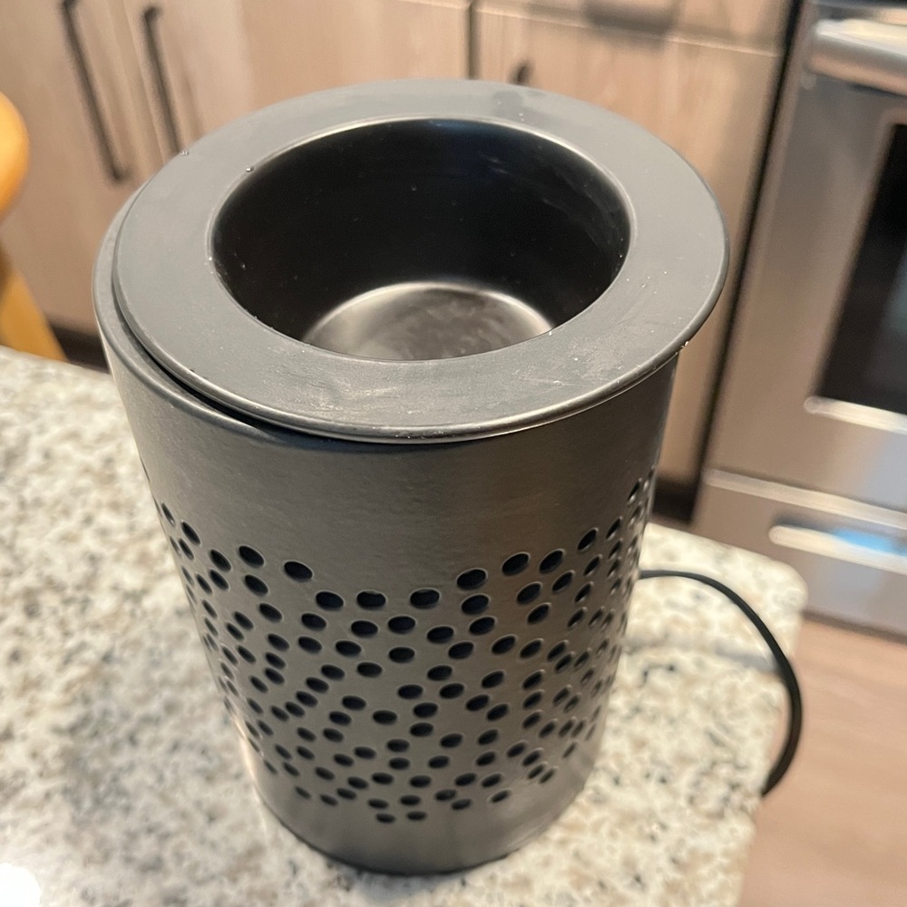 Saje Electric Diffuser / Wax Melter